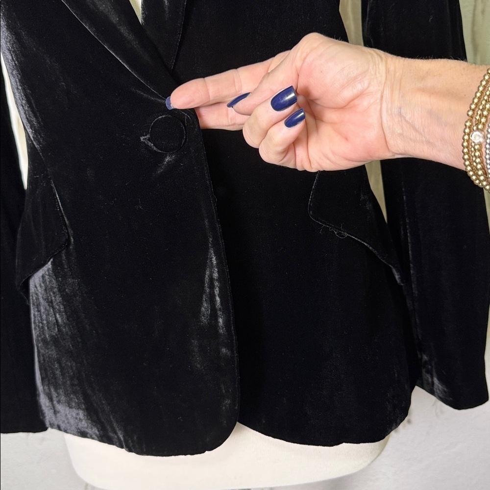 L'Agence Black Velvet Chamberlain Blazer Size 2 - Picture 8 of 14
